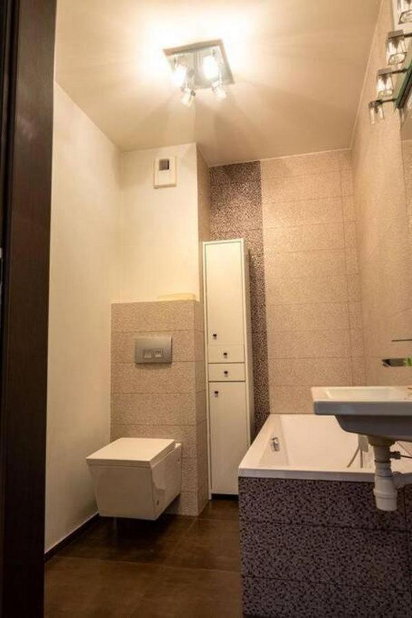 Mini Apartament Cracow / Krakow Z M. Postojowym Apartment ภายนอก รูปภาพ